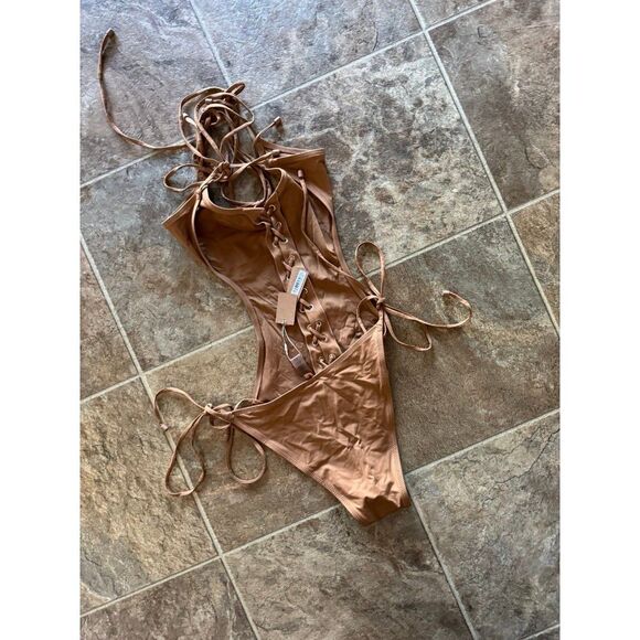 Skims Signature Swim Lace Up Monokini Almond Size XL - Picture 9 of 12